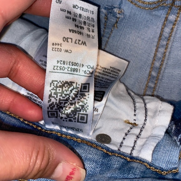 Women's Light Blue Distressed Levi high rise long Jeans - Picture 2 of 8